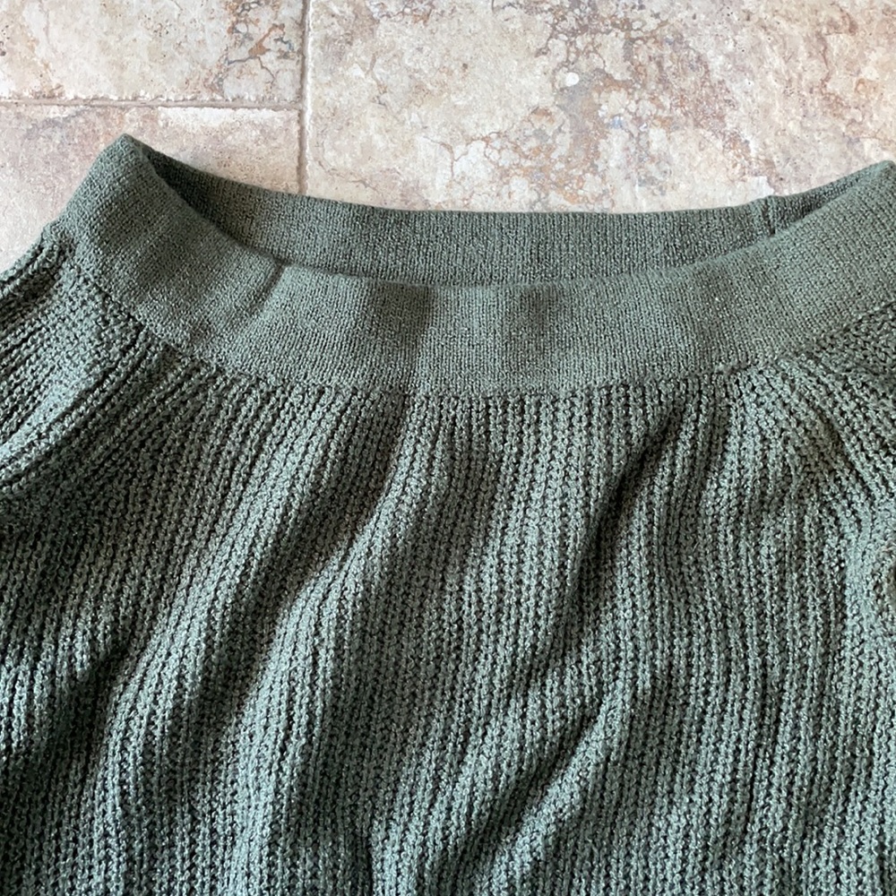 Sweater - Picture 3 of 3